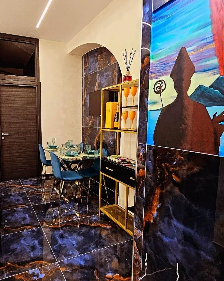 Apartamento La Dimora Di Pulcinella Nápoles Exterior foto